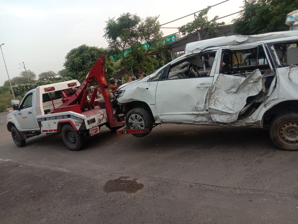 Car Towing Service In Patiala | Manjeet Towing Services | Best Car Towing Service In Patiala, 7 Top Car Towing Service In Patiala, 24 Hour Car Towing Service In Patiala, Car Towing Service near me, Towing Service  - GL80875